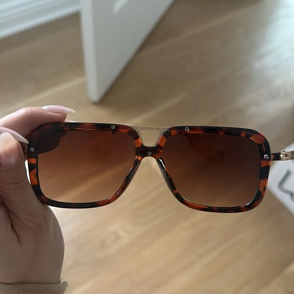 Tortoise shell sunglasses